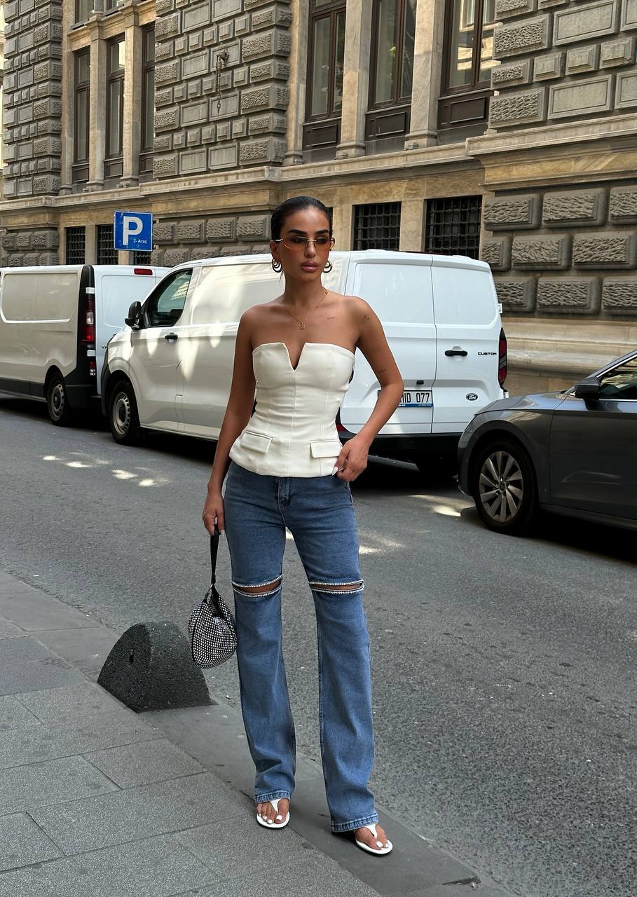 FB002 Jeans