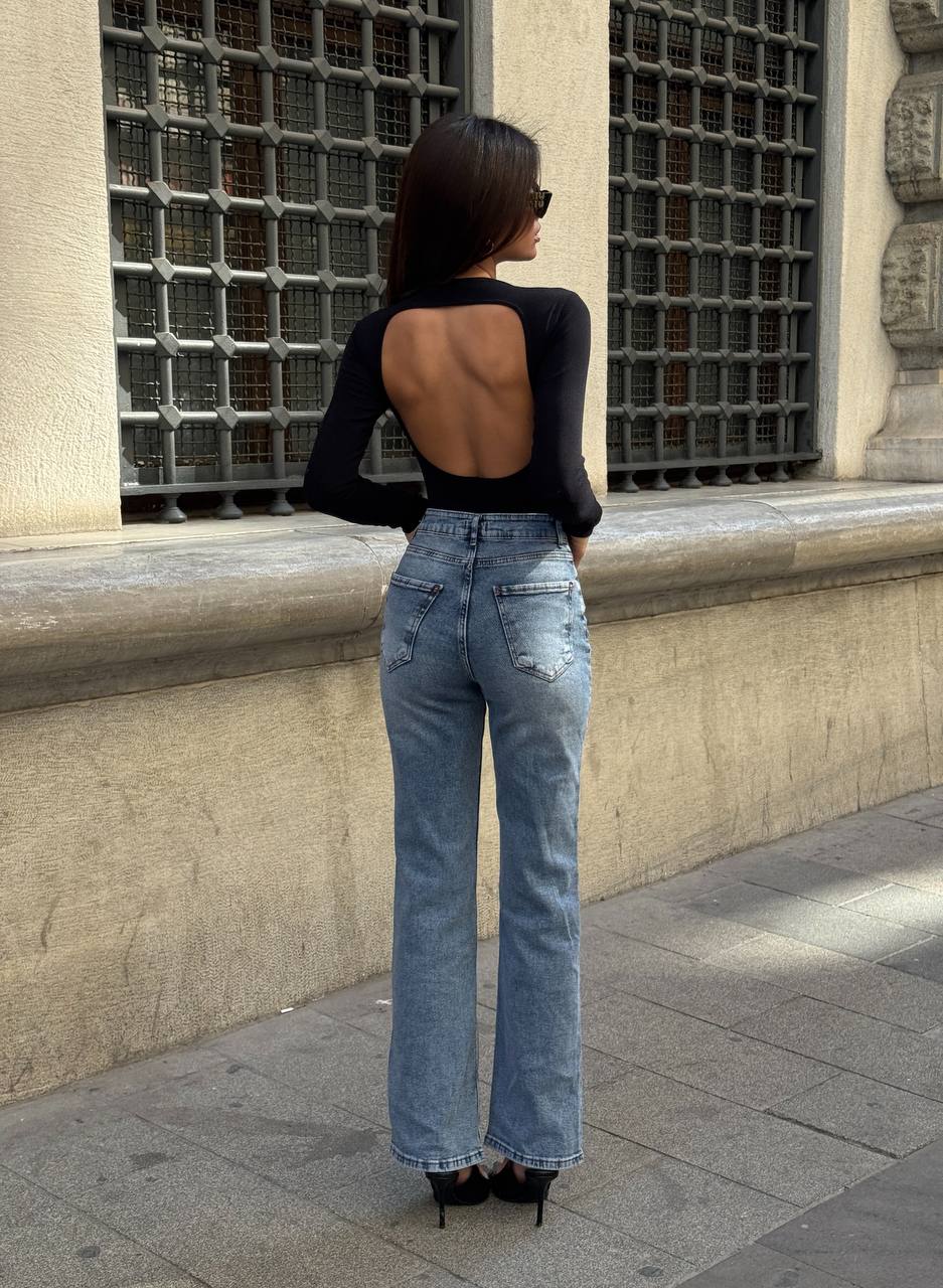 FB010 Jeans